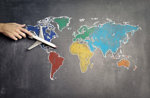 Global travel and outbreak risk